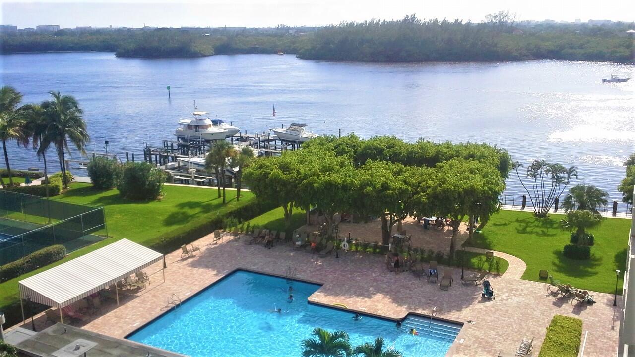 2121 North Ocean Boulevard Boca Raton, FL 33431 - Photo 39 of 54 pool