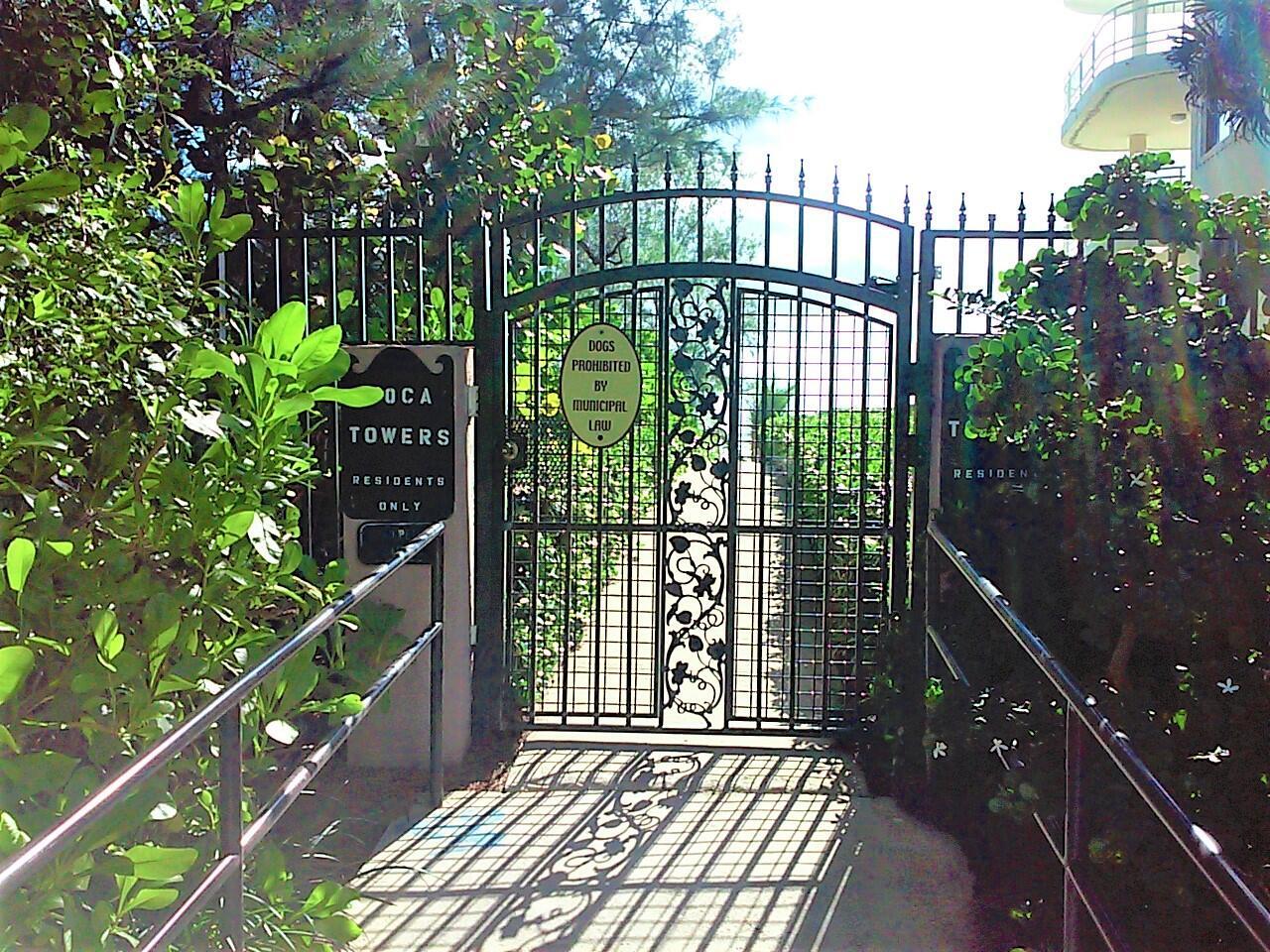 2121 North Ocean Boulevard Boca Raton, FL 33431 - Photo 49 of 54 beach access