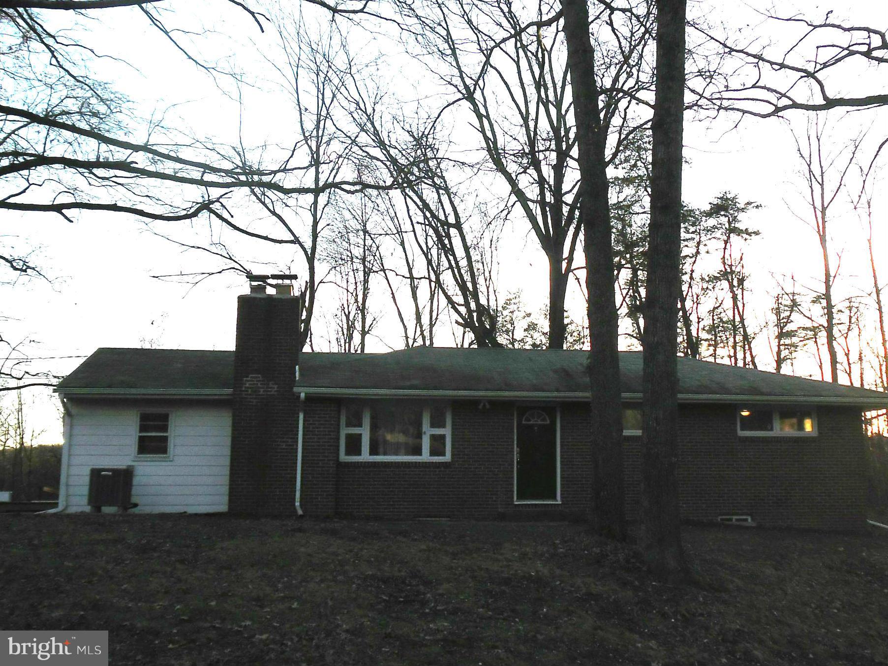 19108 Mockingbird Heights Road Triangle, VA 22172 - Photo 4 of 4 Exterior (Front)