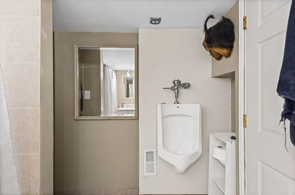 $385,000 | 603 West Main Street, Cary, IL 60013