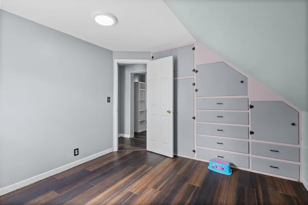 $385,000 | 603 West Main Street, Cary, IL 60013