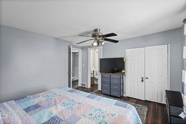 $385,000 | 603 West Main Street, Cary, IL 60013