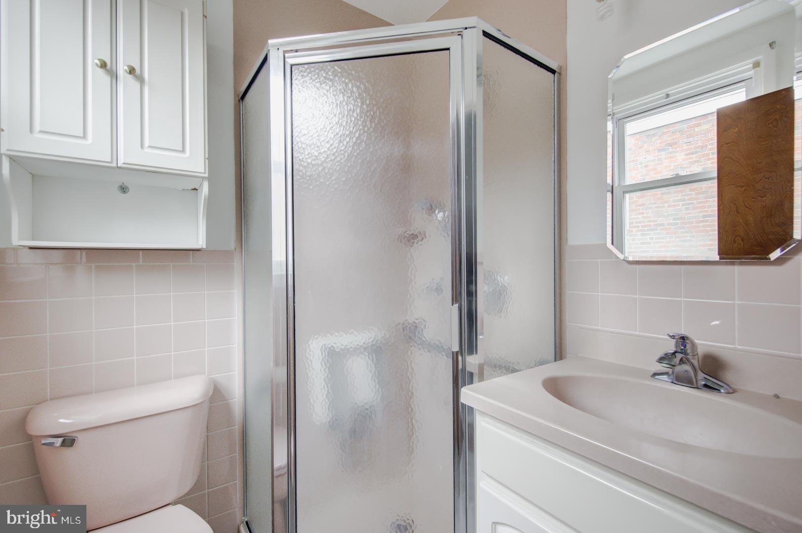 7430 Hill Road Philadelphia, PA 19128 - Photo 17 of 32 Gallery Image 17