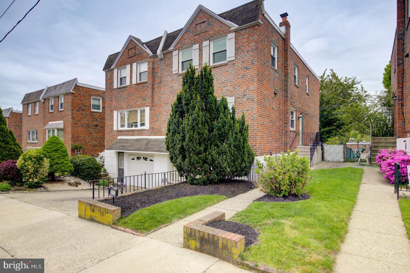 7430 Hill Road Philadelphia, PA 19128 - Photo 2 of 32 Gallery Image 2
