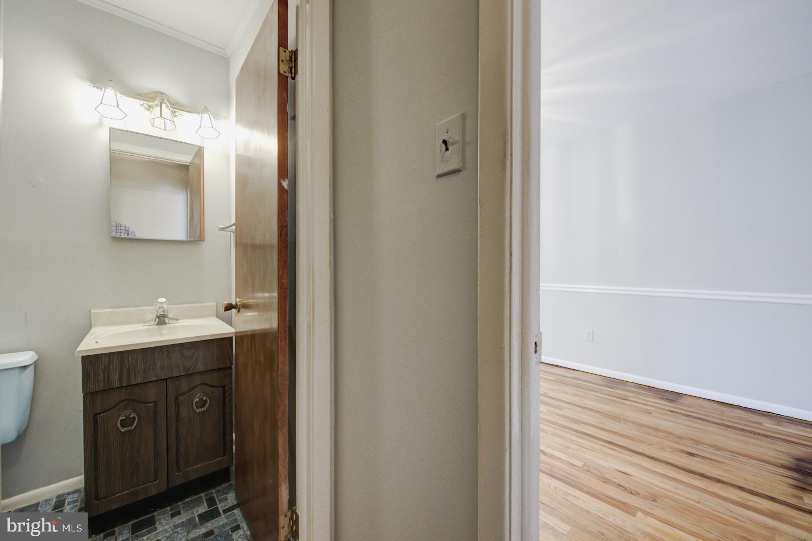 7430 Hill Road Philadelphia, PA 19128 - Photo 23 of 32 Gallery Image 23