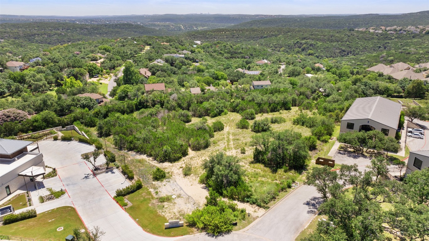 8 Lakeway Centre Court Lakeway, TX 78734 - Photo 3 of 9