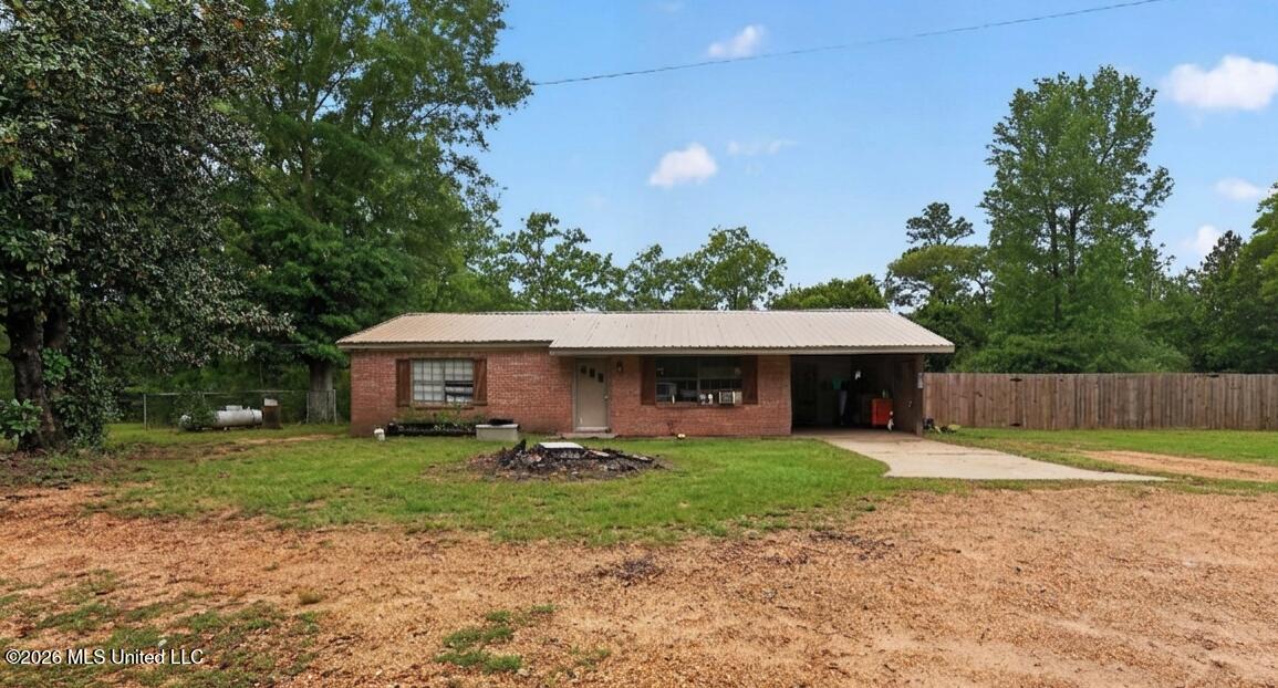 838 South Main Street Mendenhall, MS 39114 - Photo 1 of 33 1