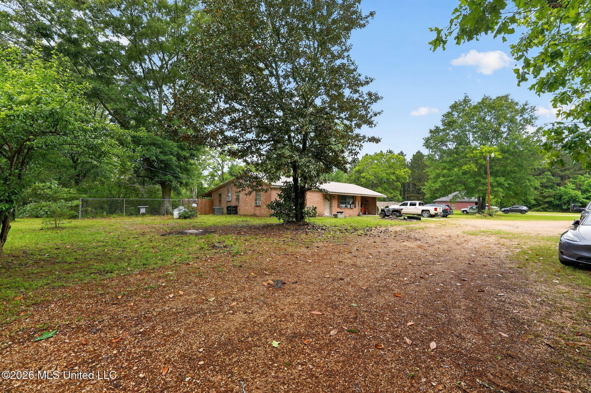 838 South Main Street Mendenhall, MS 39114 - Photo 2 of 33 2