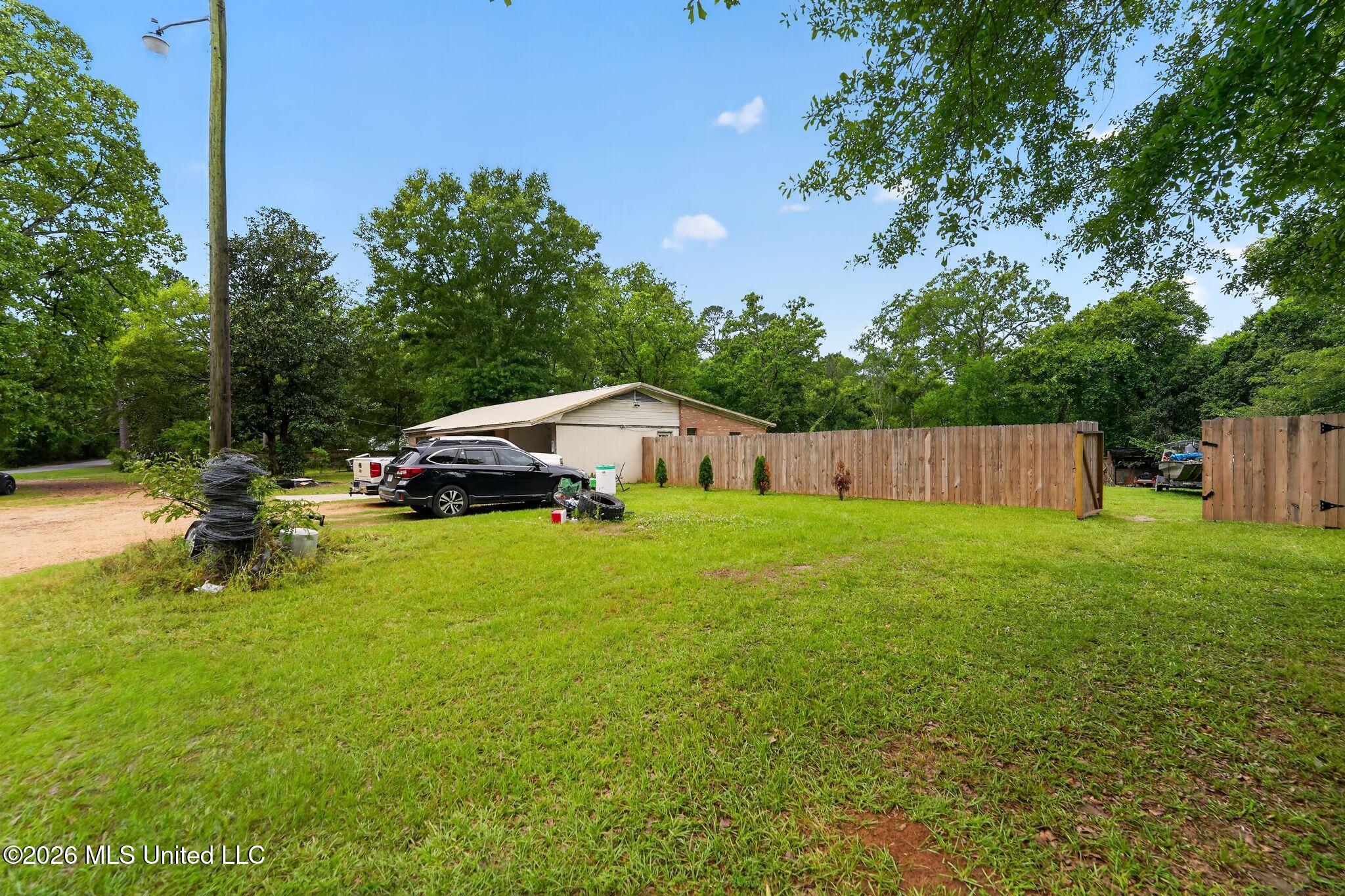 838 South Main Street Mendenhall, MS 39114 - Photo 3 of 33 3