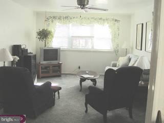 421 Hillside Road Ridley Park, PA 19078 - Photo 2 of 4