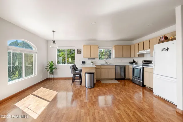 $560,000 | 1258 Lois Drive, Prescott, AZ 86301
