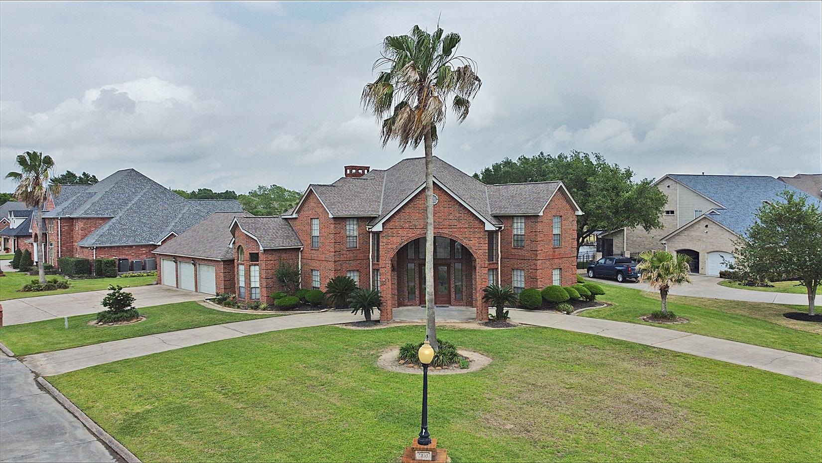 155 Greenhead Point Orange, TX 77630 - Photo 4 of 33