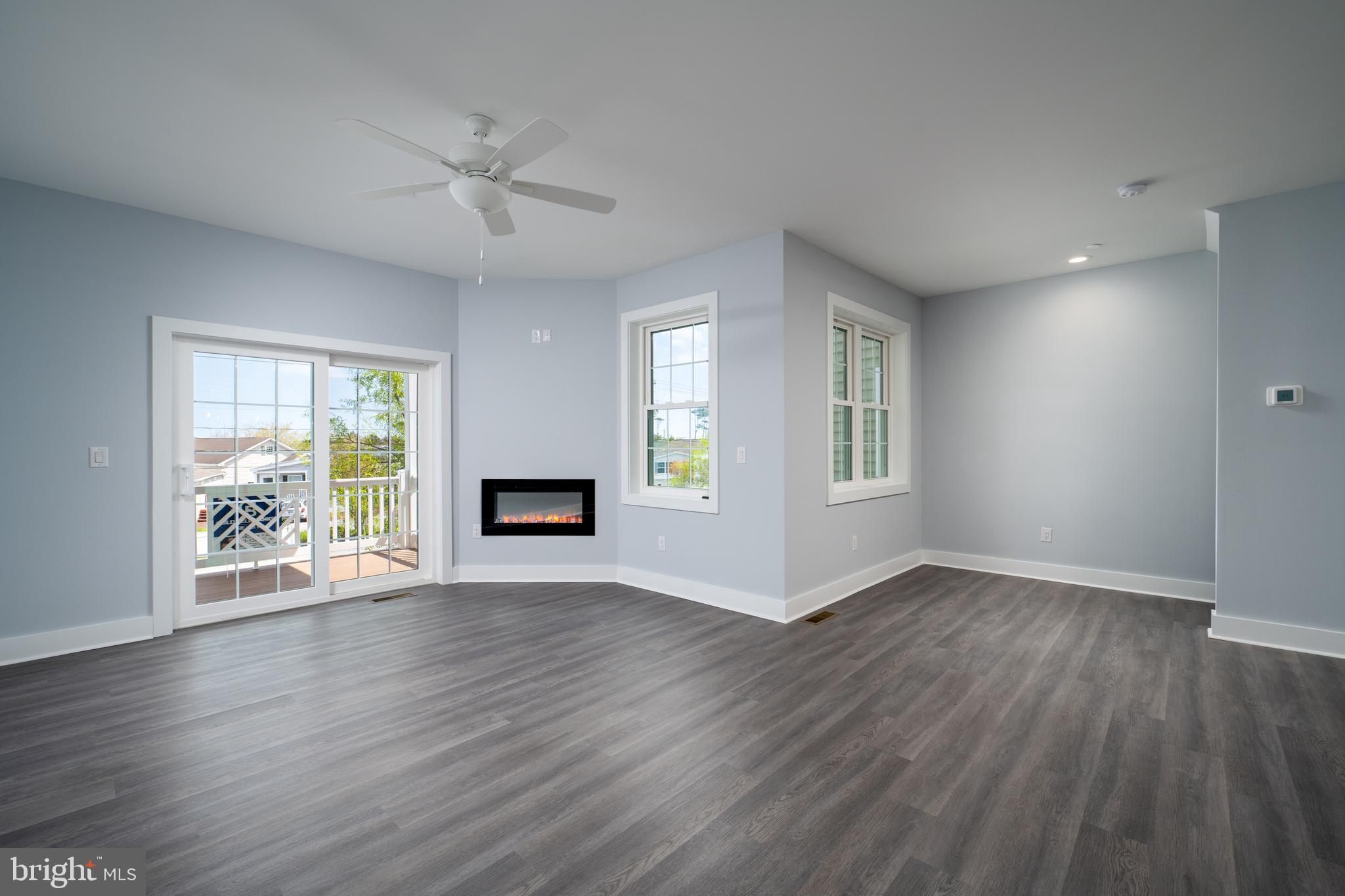 9823 Golf Course Road, Unit 25 Ocean City, MD 21842 - Photo 20 of 44 2nd Floor Living Area