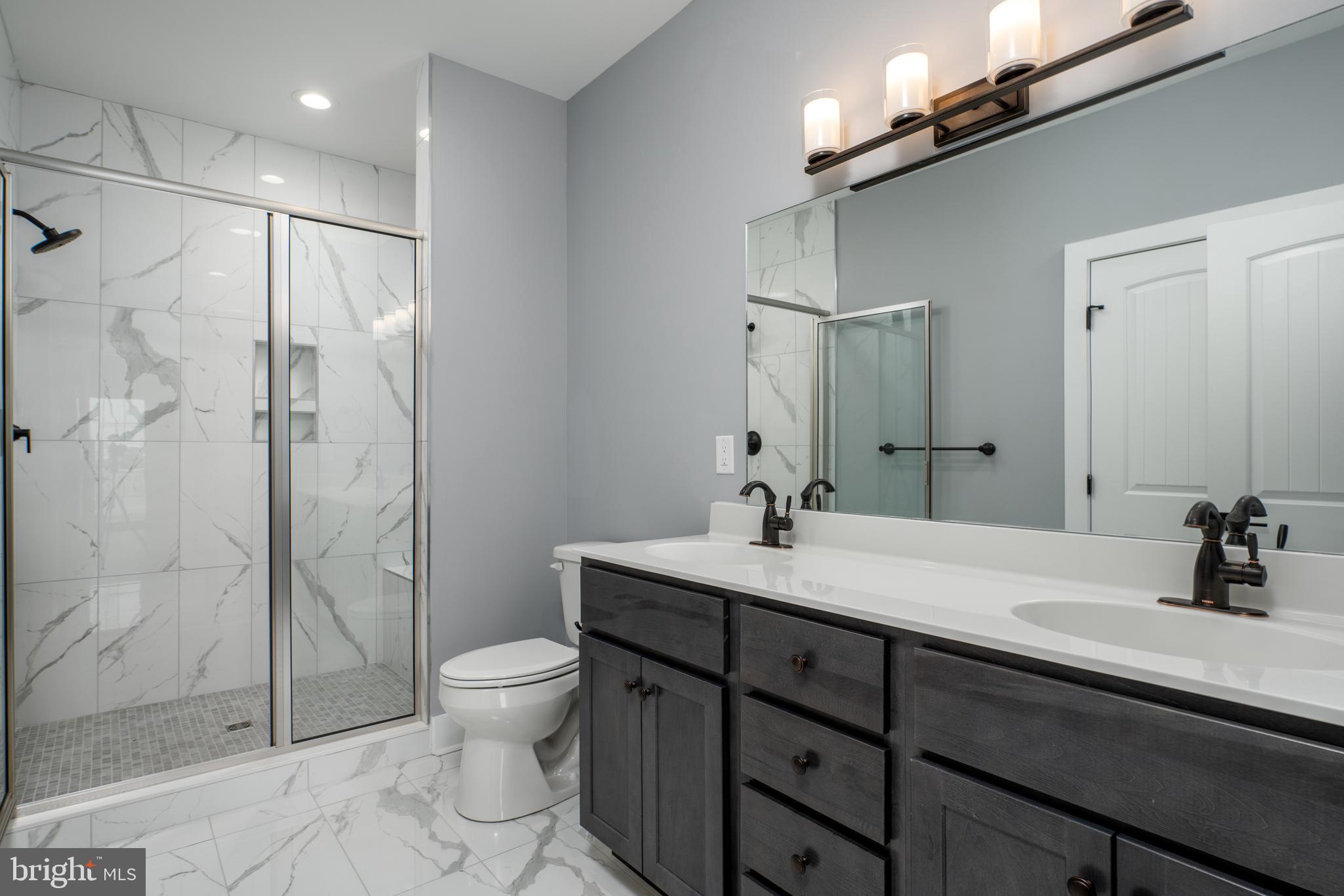 9823 Golf Course Road, Unit 25 Ocean City, MD 21842 - Photo 31 of 44 3rd Floor Master Bath