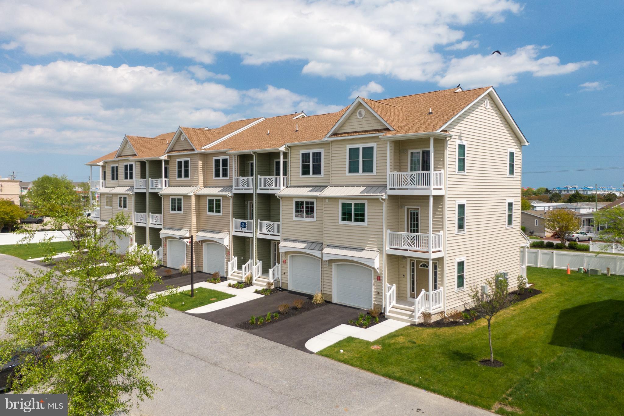 9823 Golf Course Road, Unit 25 Ocean City, MD 21842 - Photo 4 of 44 Gallery Image 4