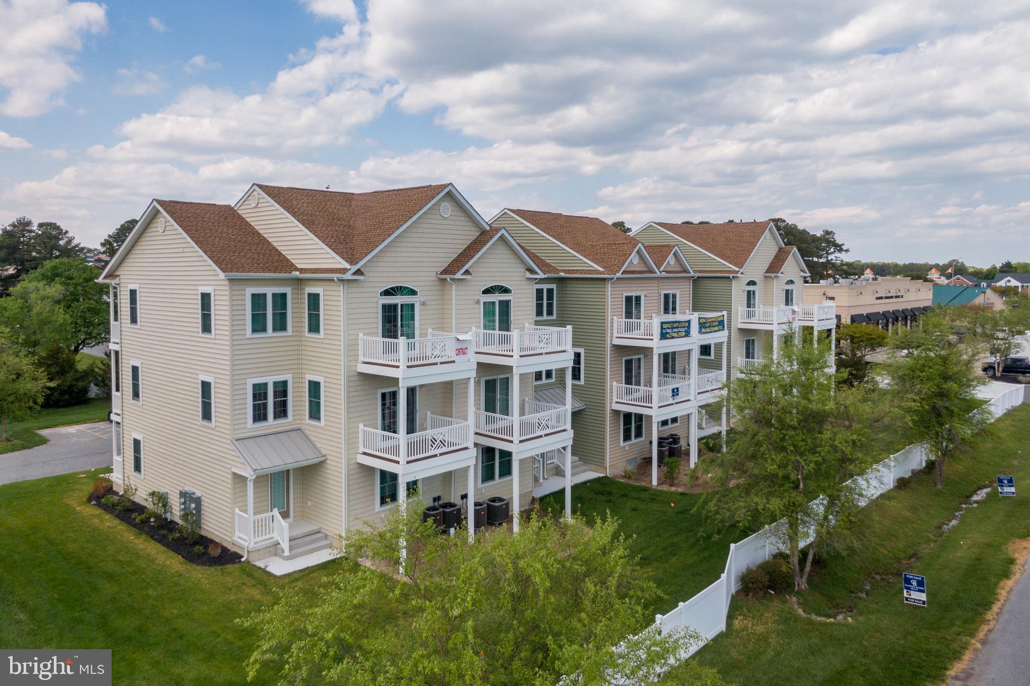 9823 Golf Course Road, Unit 25 Ocean City, MD 21842 - Photo 7 of 44 Gallery Image 7