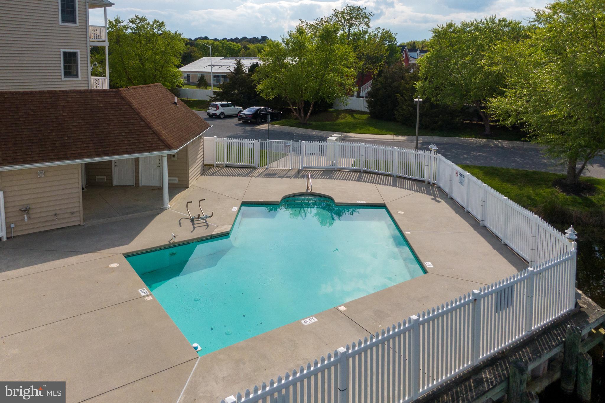 9823 Golf Course Road, Unit 25 Ocean City, MD 21842 - Photo 9 of 44 Outdoor Pool