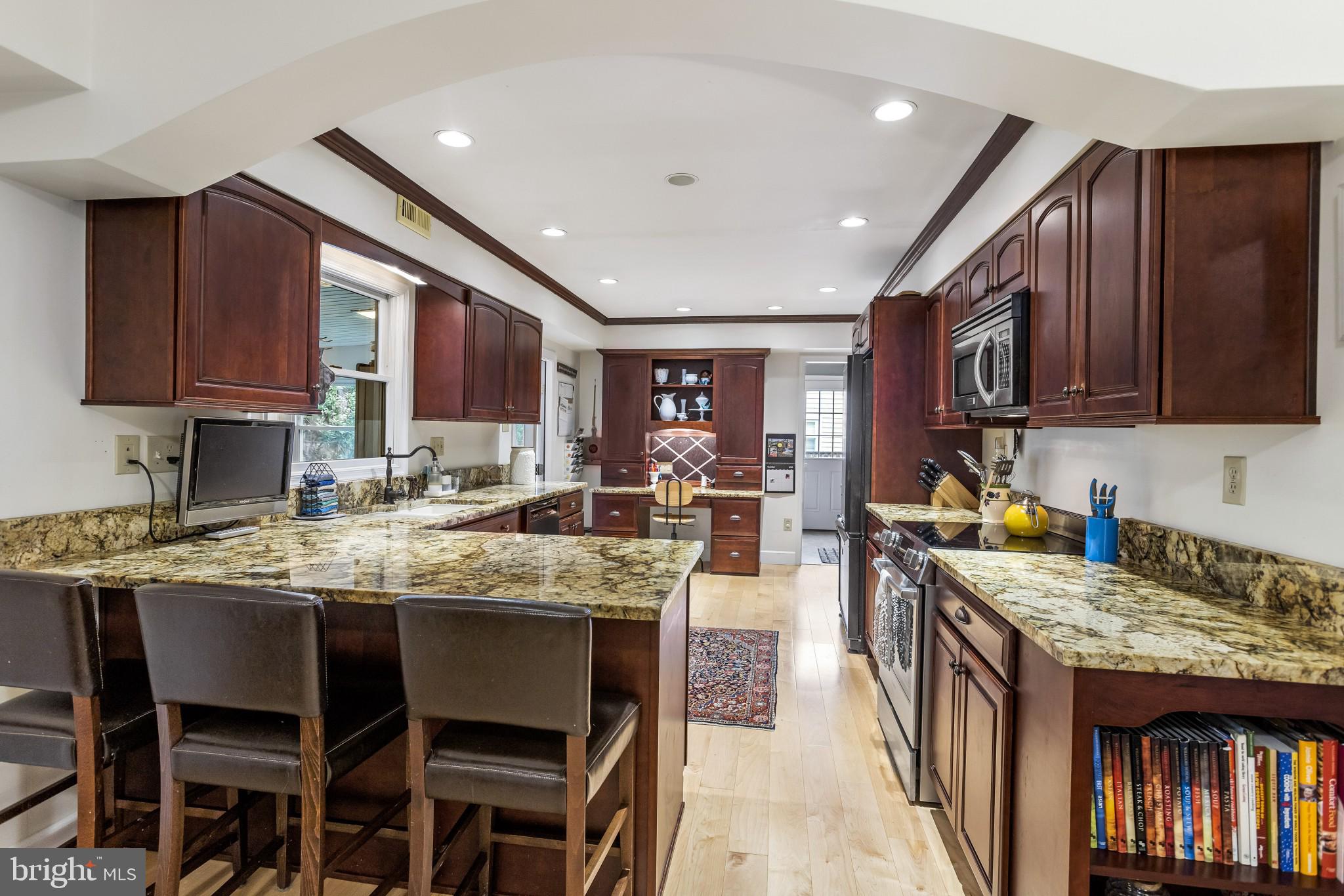 1753 Urby Drive Crofton, MD 21114 - Photo 14 of 32