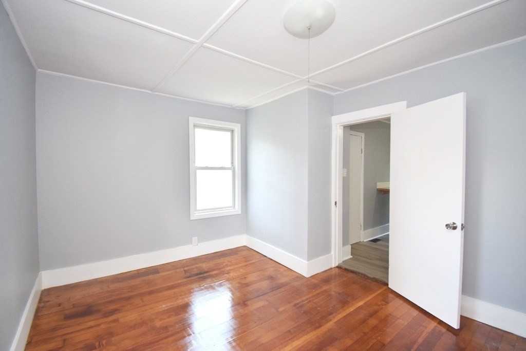 433 Putnam Hill Road Sutton, MA 01590 - Photo 17 of 30