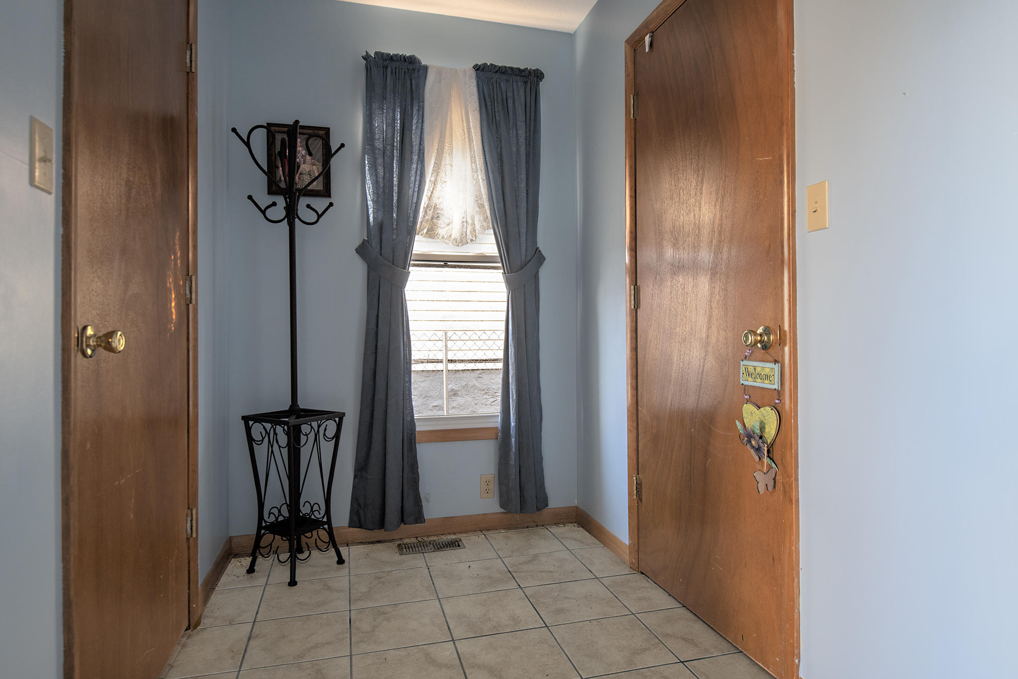 1909 West High Street Springfield, OH 45506 - Photo 7 of 9 Gallery Image 7