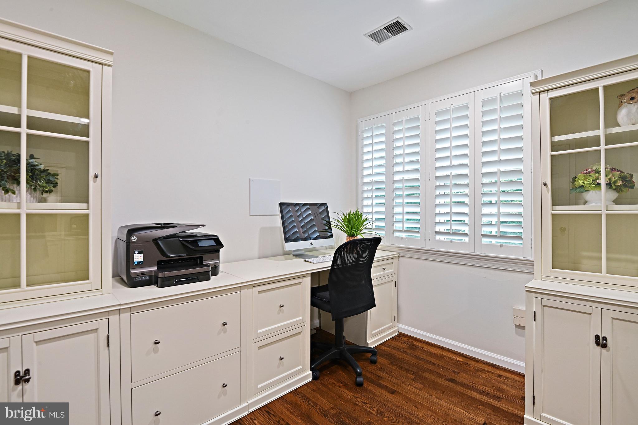 7712 Lear Road McLean, VA 22102 - Photo 16 of 112 Gallery Image 16