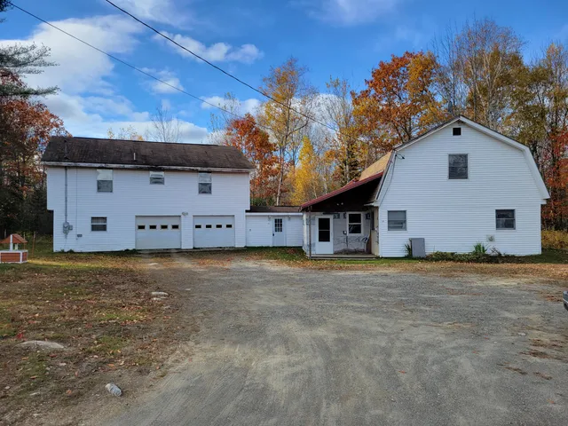 $325,000 | 46-48 Overfar Way, Hermon, ME 04401