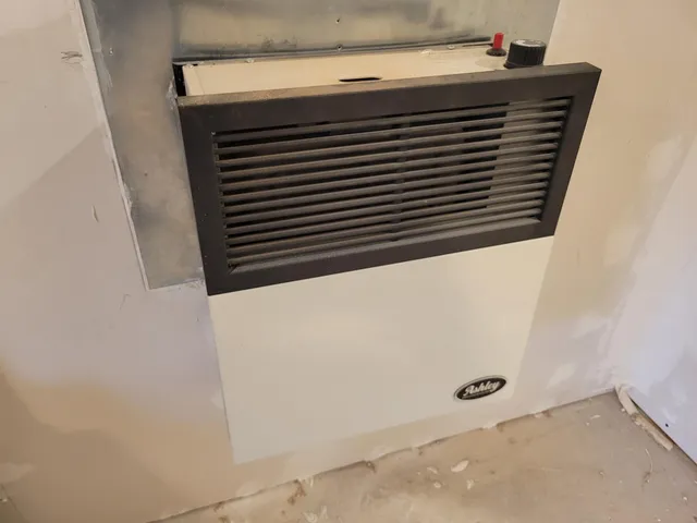 $325,000 | 46-48 Overfar Way, Hermon, ME 04401