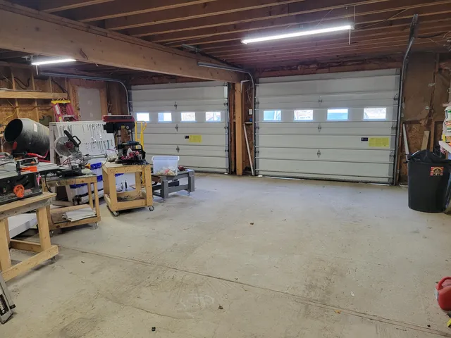 $325,000 | 46-48 Overfar Way, Hermon, ME 04401