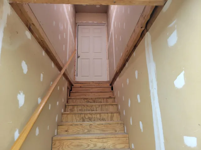 $325,000 | 46-48 Overfar Way, Hermon, ME 04401