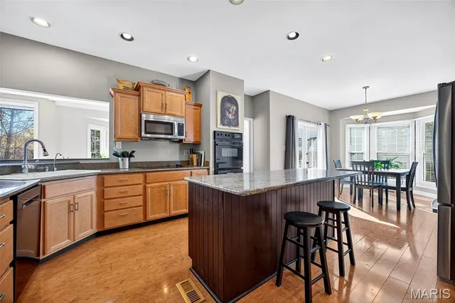 $559,900 | 191 Muirfield Forest Court, St. Charles, MO 63304