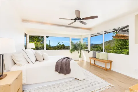 $1,390,000 | 1455 Kalanikai Place, Unit 40, Honolulu, HI 96821