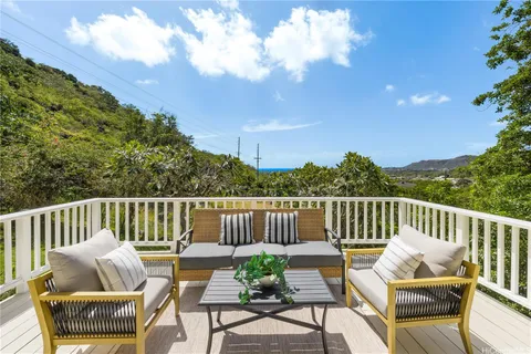 $1,390,000 | 1455 Kalanikai Place, Unit 40, Honolulu, HI 96821