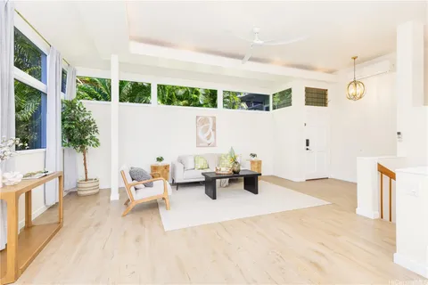 $1,390,000 | 1455 Kalanikai Place, Unit 40, Honolulu, HI 96821
