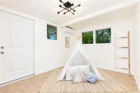 $1,390,000 | 1455 Kalanikai Place, Unit 40, Honolulu, HI 96821