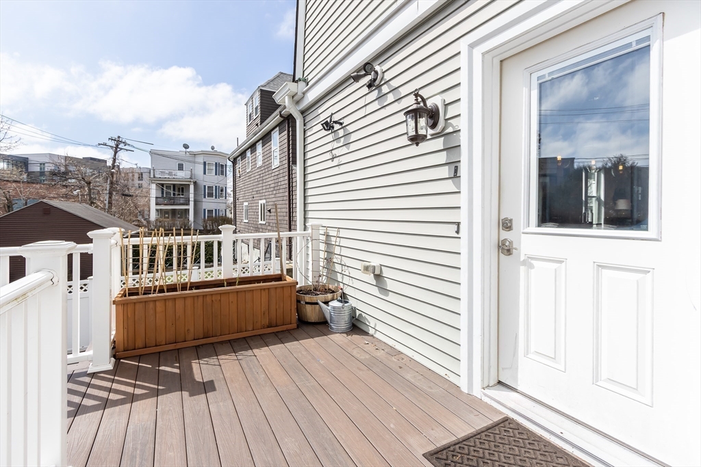 46 Washburn Street, Unit 46 Watertown, MA 02472 - Photo 32 of 36