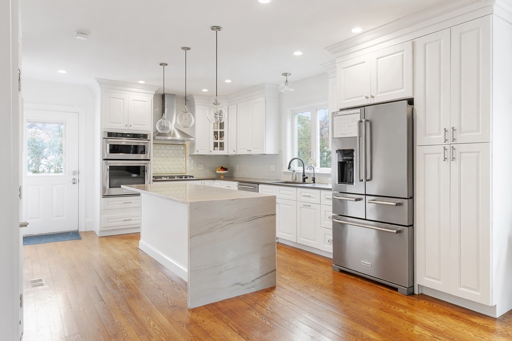 46 Washburn Street, Unit 46 Watertown, MA 02472 - Photo 6 of 36
