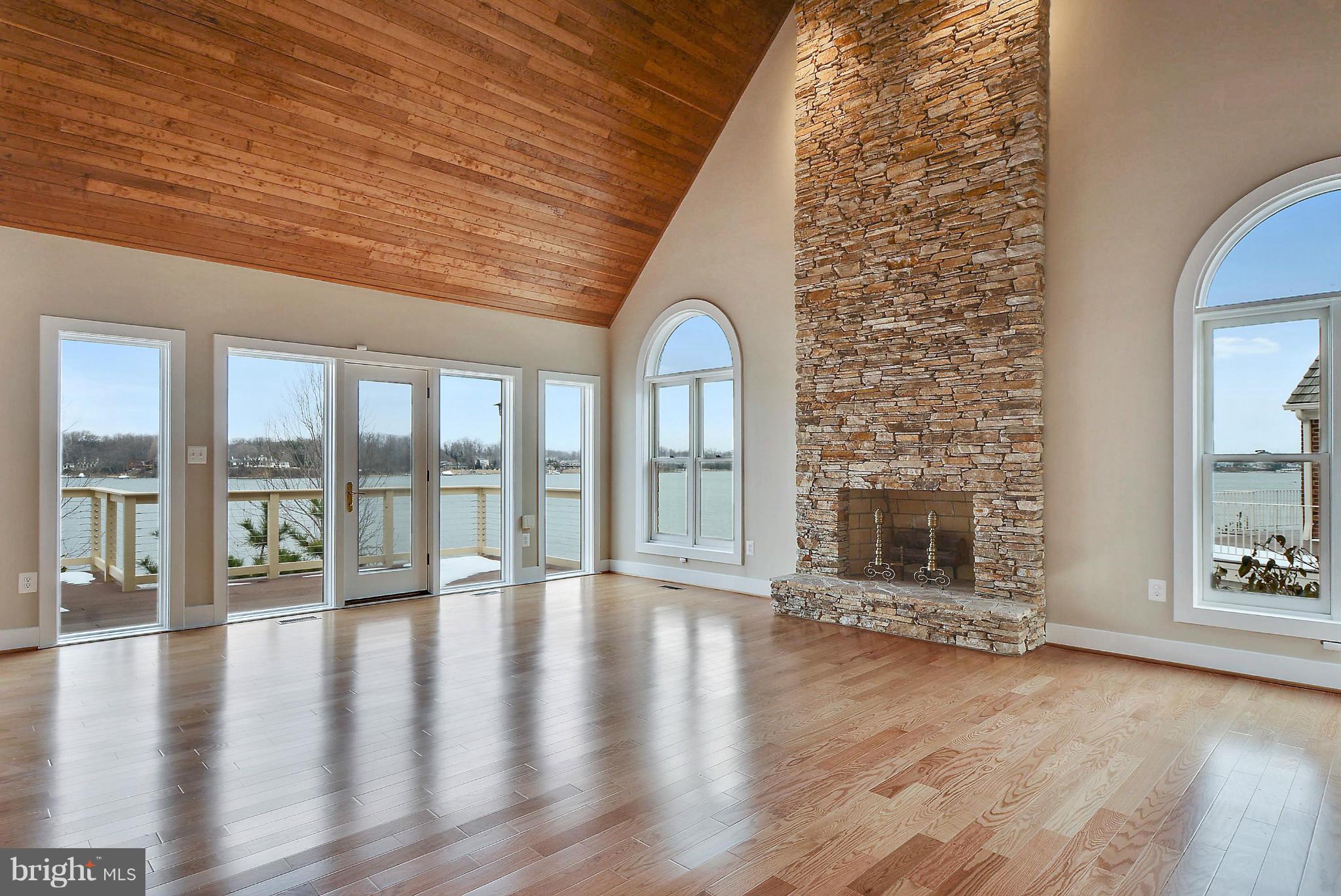 480 South River Landing Road, Unit 480 Edgewater, MD 21037 - Photo 2 of 30 Living Room