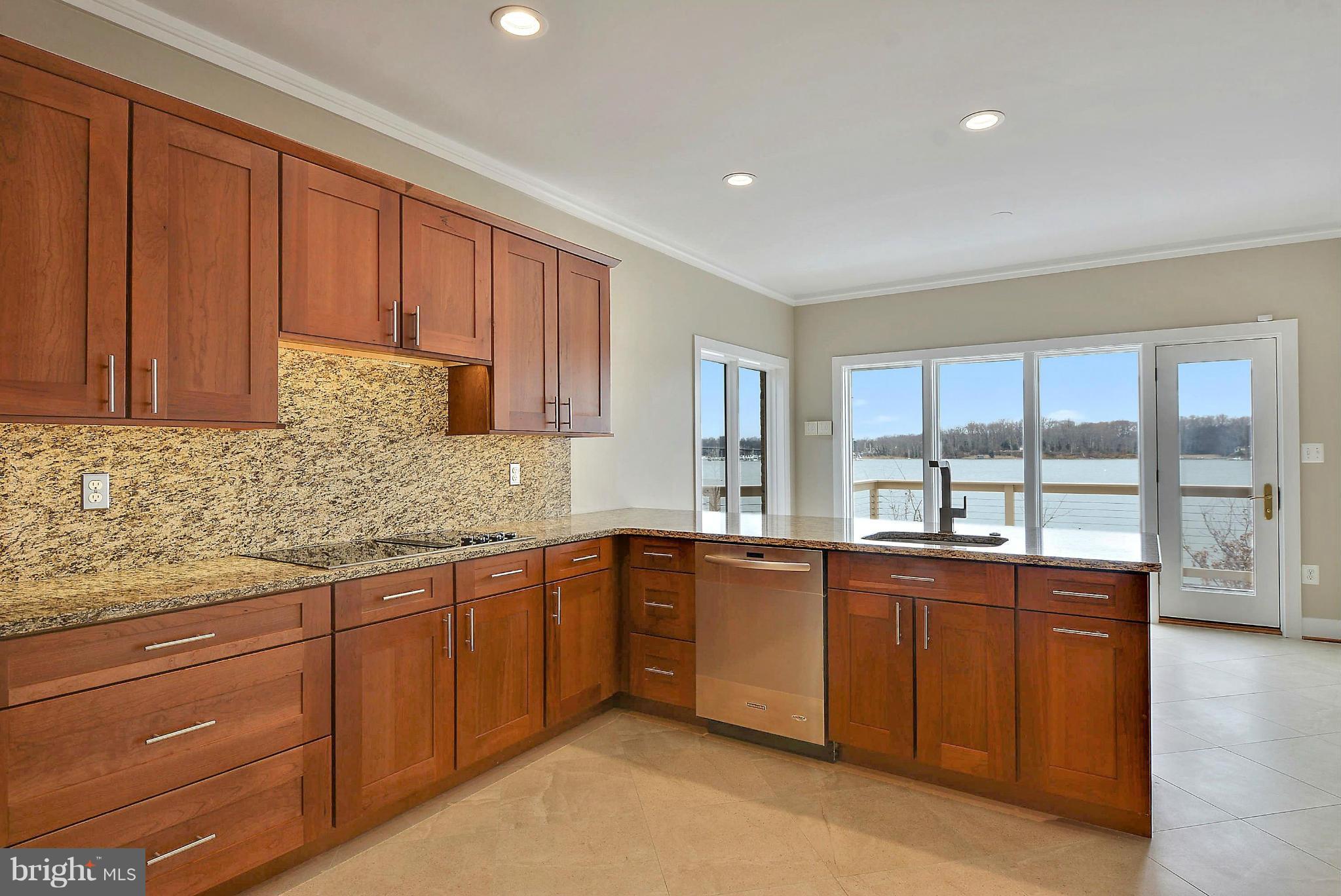 480 South River Landing Road, Unit 480 Edgewater, MD 21037 - Photo 4 of 30 Kitchen