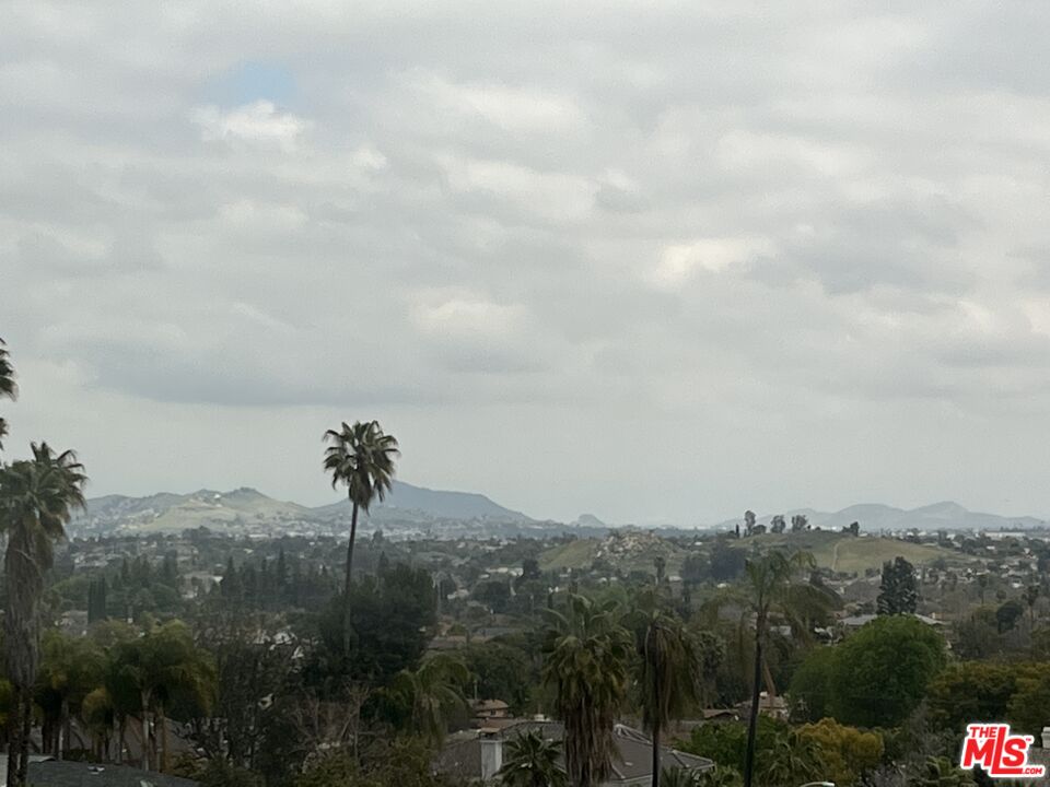 11785 Connell Road Riverside, CA 92505 - Photo 36 of 39 a view of a city