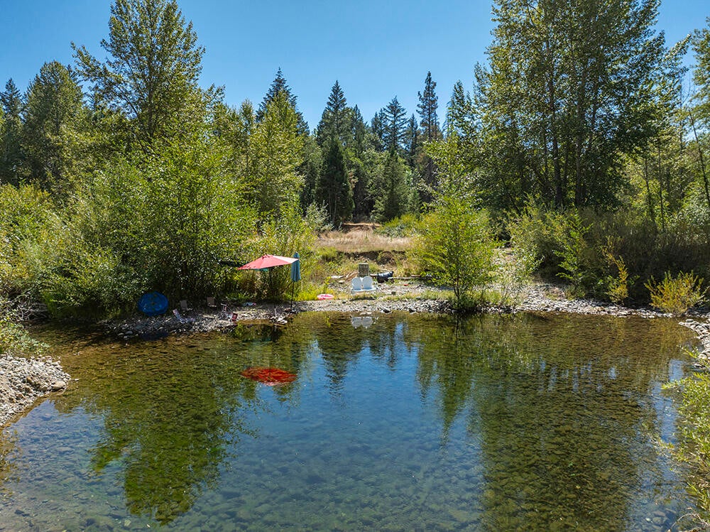6446 Holland Loop Road Cave Junction, OR 97523 - Photo 45 of 55 44