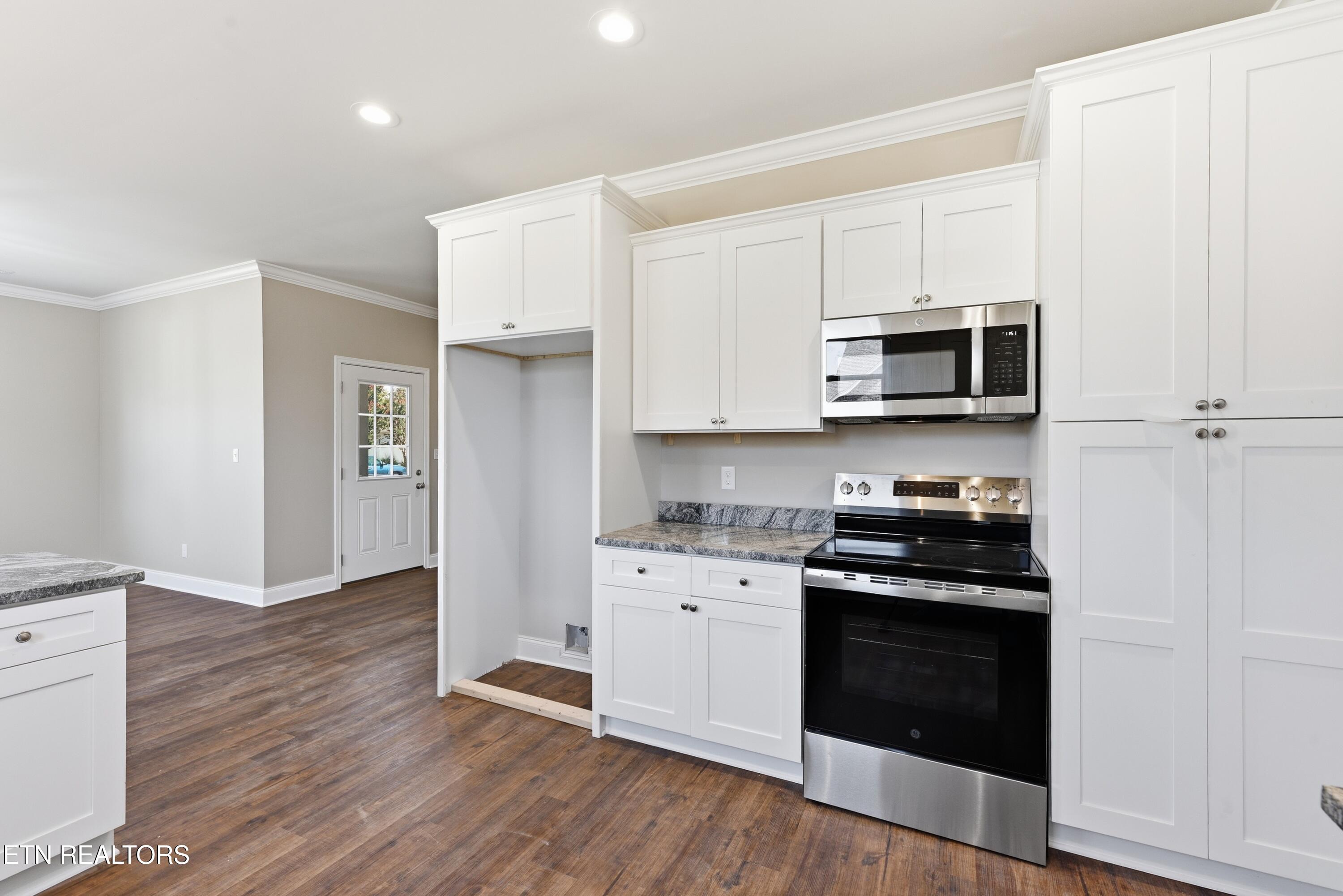 166 Crossroads Boulevard Oak Ridge, TN 37830 - Photo 16 of 38 16-print-Crssrds164 (13)