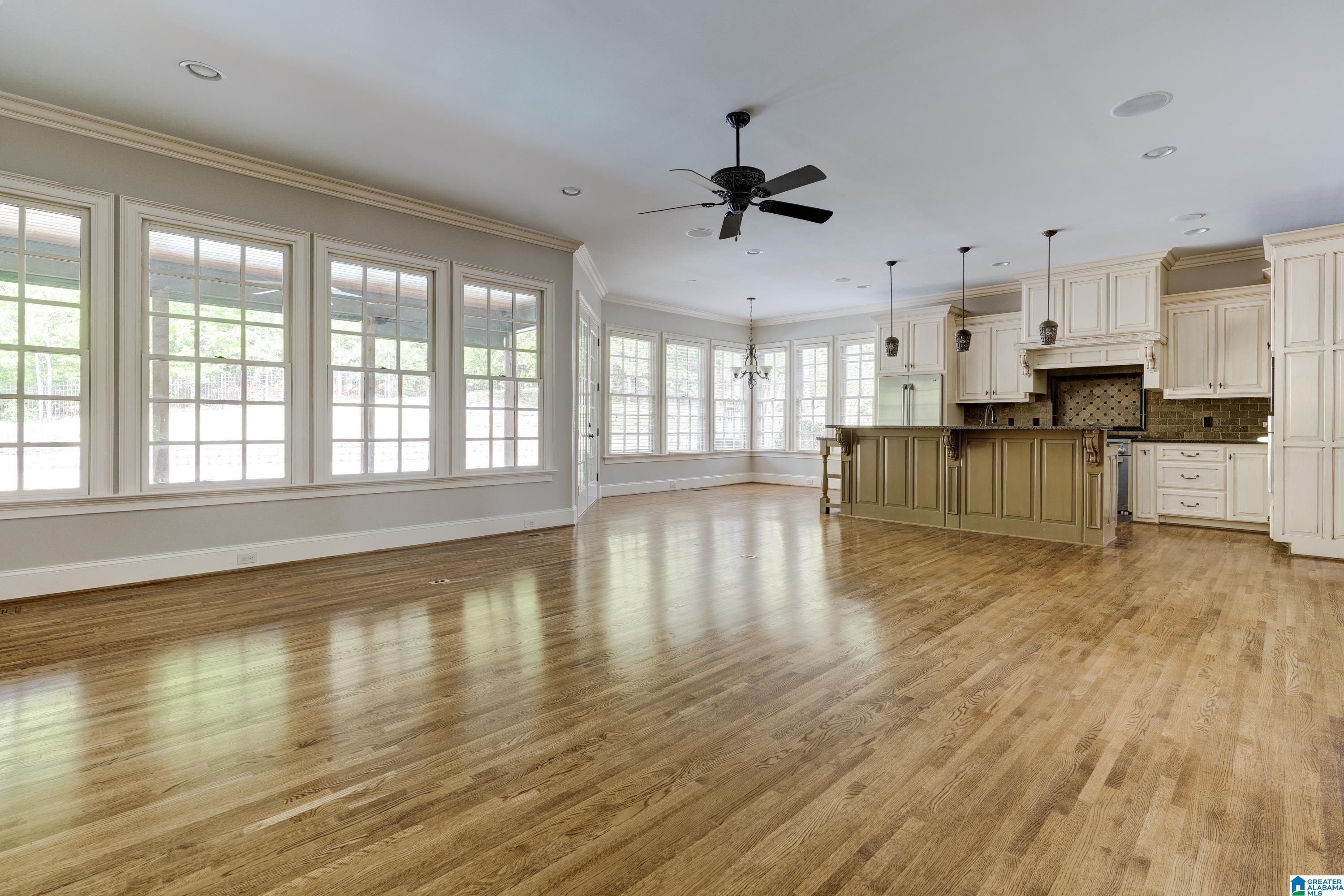 2025 Springhill Court Birmingham, AL 35242 - Photo 19 of 62
