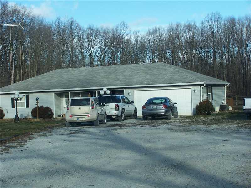 2319 Pumpkin Ridge Road Cloverdale, IN 46120 - Photo 3 of 19 Gallery Image 3