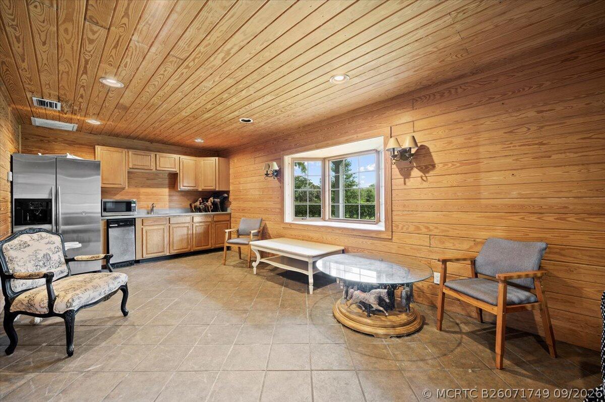 10320 Randolph Siding Road Jupiter, FL 33478 - Photo 15 of 26 09-LUX1285