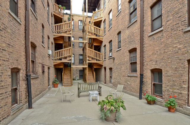2432 West Greenleaf Avenue, Unit 2 Chicago, IL 60645 - Photo 6 of 6
