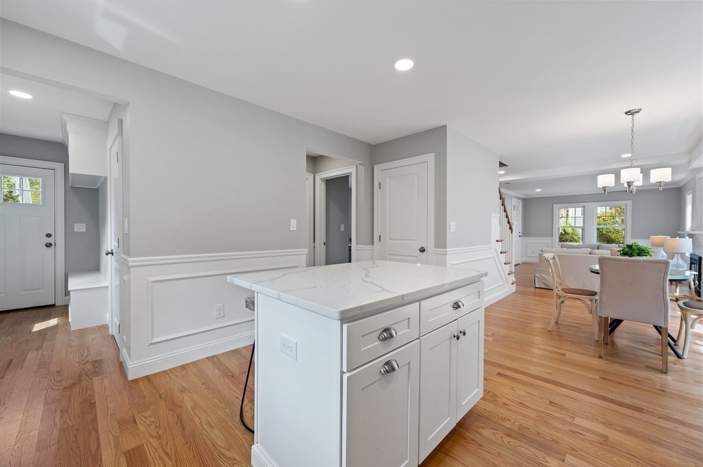 8 Shepard Street Marblehead, MA 01945 - Photo 11 of 27 Gallery Image 11