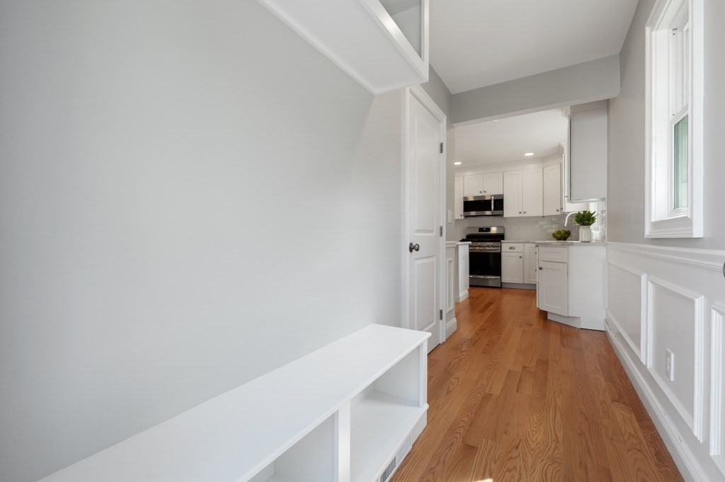 8 Shepard Street Marblehead, MA 01945 - Photo 13 of 27 Gallery Image 13