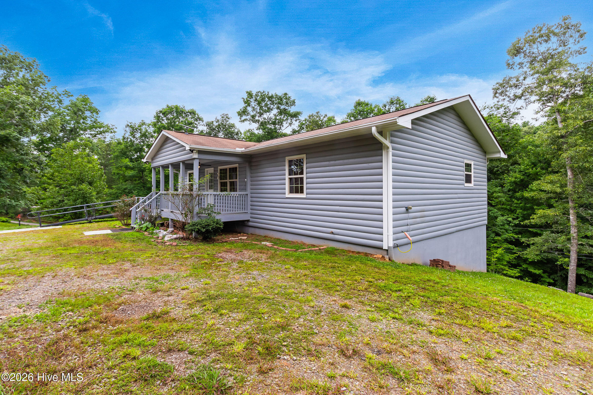 85 Sunray Circle Murphy, NC 28906 - Photo 5 of 90