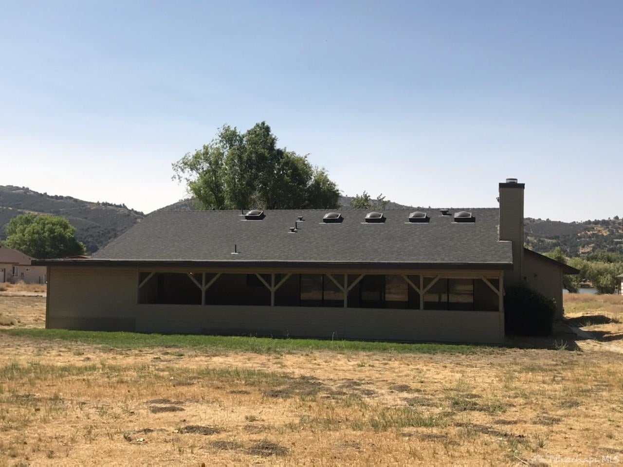 29521 Fawn Way Tehachapi, CA 93561 - Photo 7 of 14 Gallery Image 7