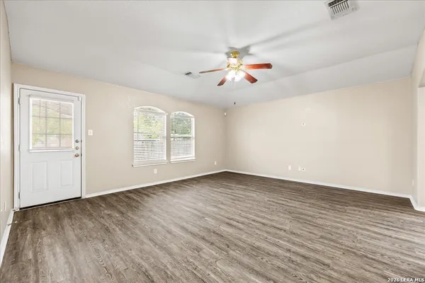 $1,650 | 5430 Tomas Circle, San Antonio, TX 78240